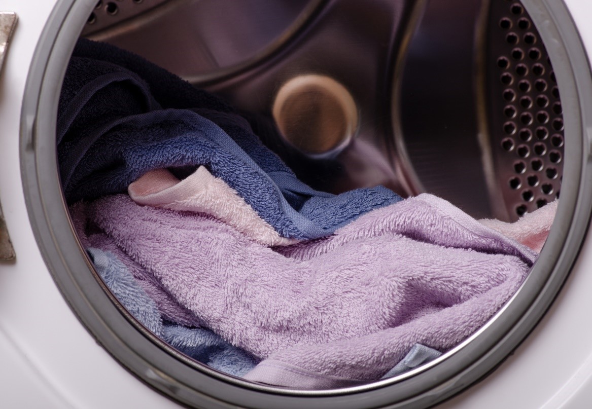 clean towels with fabric softener